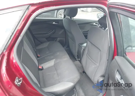 2013 Ford Focus Se z USA, uszkodzony, nr VIN 1FADP3K2XDL289881